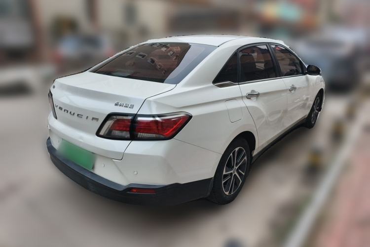 Used Venucia D60 2018 1.6L Manual Smart Connect Elite Edition Rear Right 45 Deg