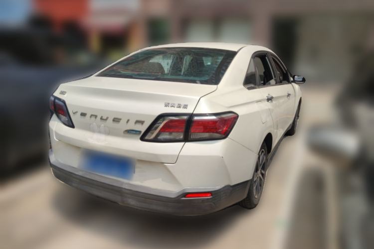 Used Venucia D60 2018 1.6L CVT Smart Connect Elite Edition Rear Right 45 Deg