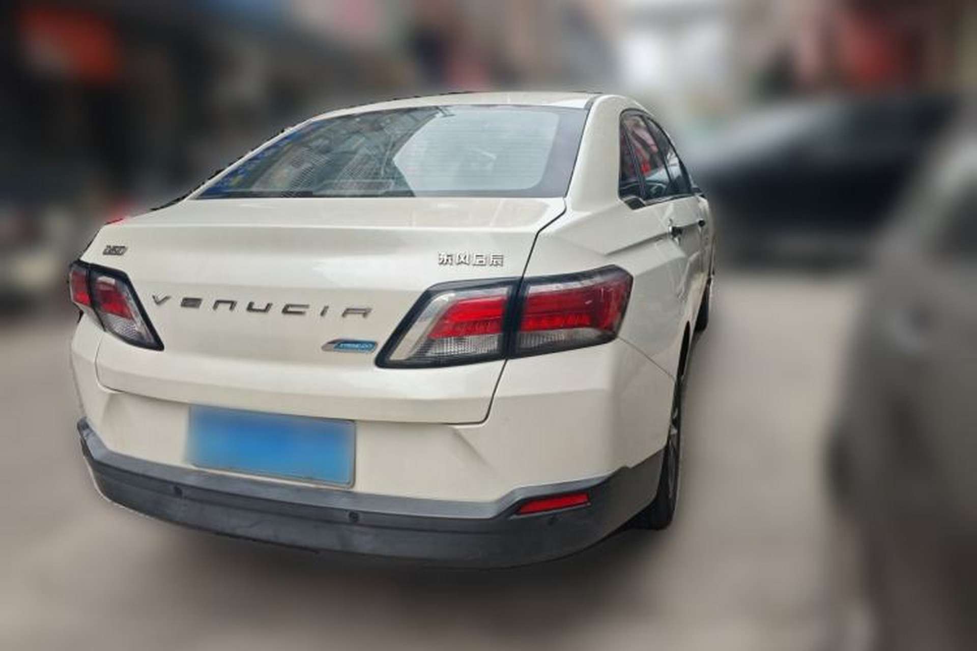 Used Venucia D60 2018 1.6L CVT Smart Connect Elite Edition Rear Right 45 Deg