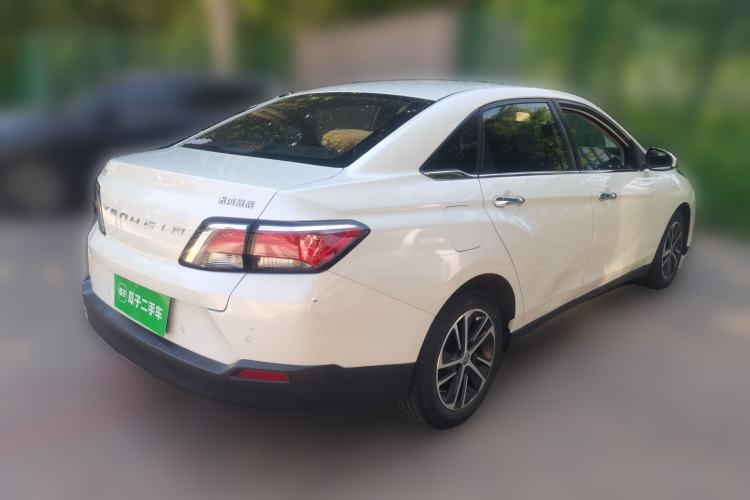 Used Venucia D60 2018 1.6L Manual Smart Connect Elite Edition Rear Right 45 Deg