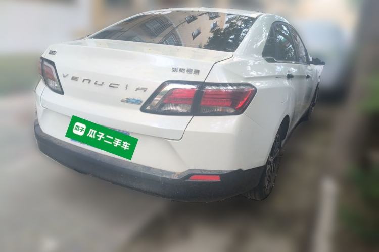 Used Venucia D60 2018 1.6L CVT Smart Connect Elite Edition Rear Right 45 Deg