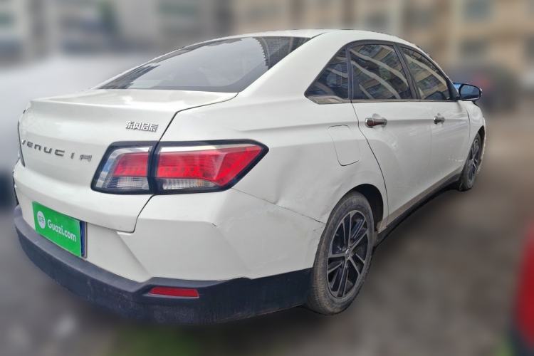 Used Venucia D60 2018 1.6L Manual Smart Connect Elite Edition Rear Right 45 Deg