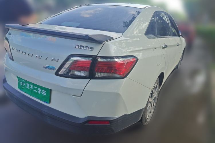 Used Venucia D60 2018 1.6L CVT Smart Connect Elite Edition Rear Right 45 Deg