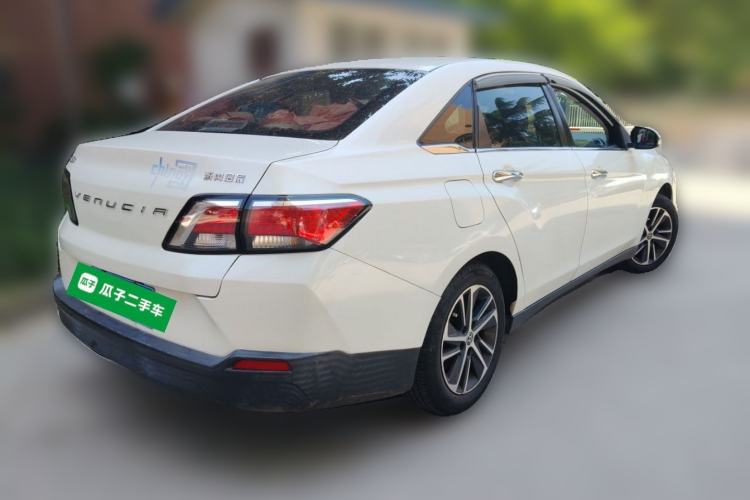 Used Venucia D60 2018 1.6L Manual Smart Connect Elite Edition Rear Right 45 Deg