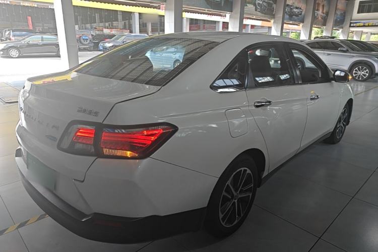 Used Venucia D60 2018 1.6L CVT Smart Connect Elite Edition Rear Right 45 Deg