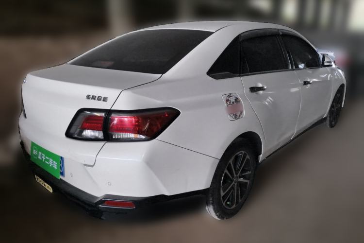 Used Venucia D60 2018 1.6L Manual Smart Connect Elite Edition Rear Right 45 Deg
