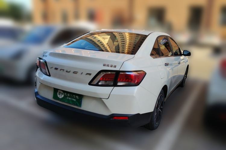 Used Venucia D60 2018 1.6L Manual Smart Connect Elite Edition Rear Right 45 Deg