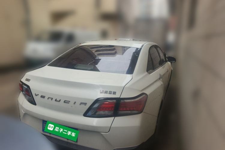 Used Venucia D60 2018 1.6L Manual Smart Connect Elite Edition Rear Right 45 Deg