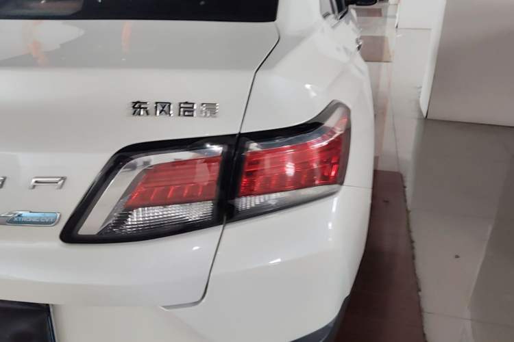 Used Venucia D60 2018 1.6L CVT Comfort Edition Right Rear Taillight