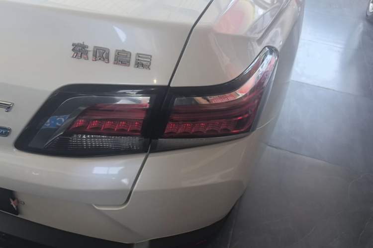 Used Venucia D60 2018 1.6L CVT Smart Connect Elite Edition Right Rear Taillight