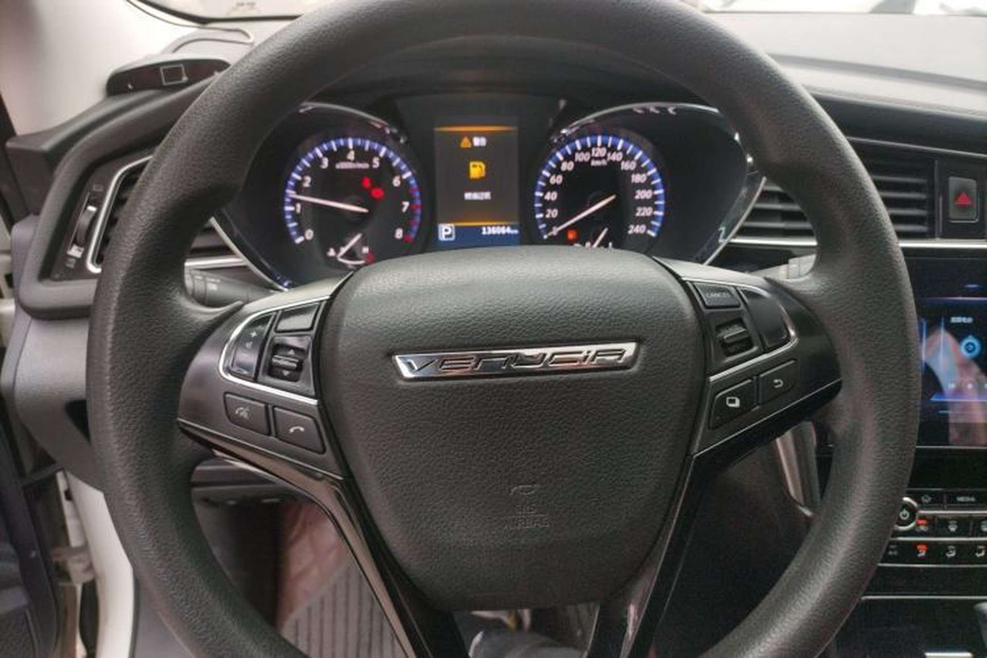 Used Venucia D60 2018 1.6L CVT Smart Connect Elite Edition Steering Wheel