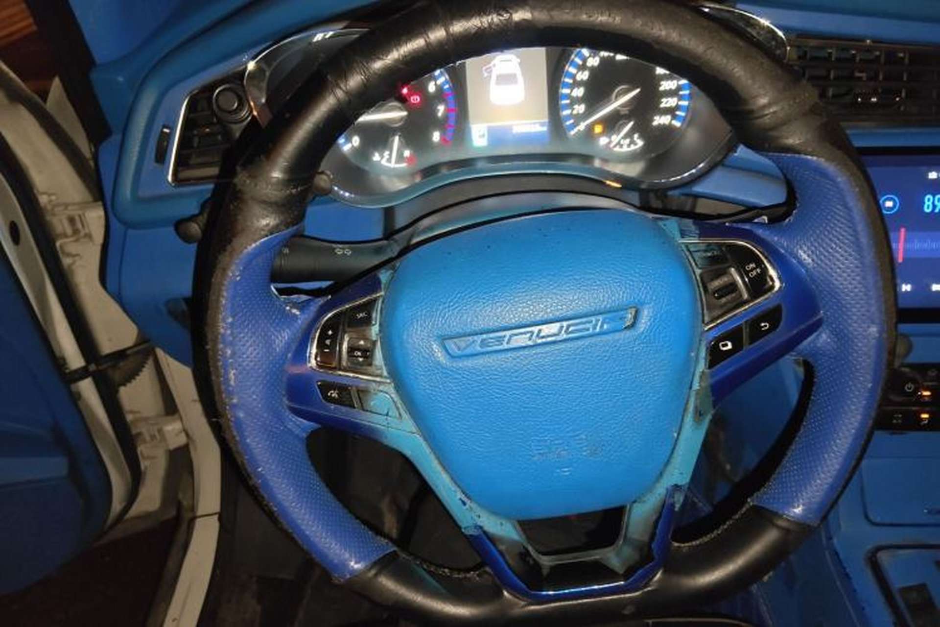 Used Venucia D60 2018 1.6L CVT Smart Connect Elite Edition Steering Wheel