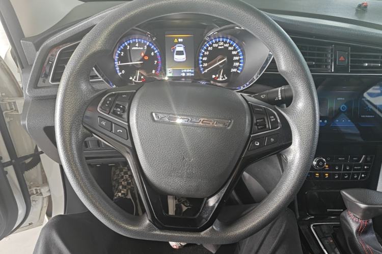 Used Venucia D60 2018 1.6L CVT Smart Connect Elite Edition Steering Wheel