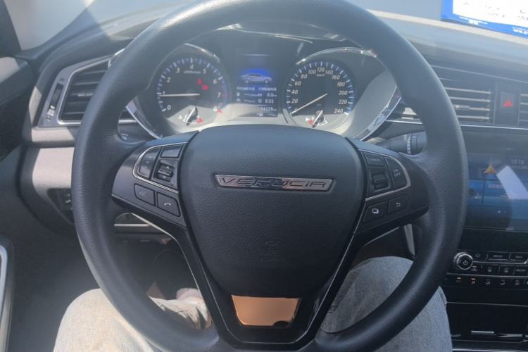 Used Venucia D60 2018 1.6L Manual Smart Connect Elite Edition Steering Wheel