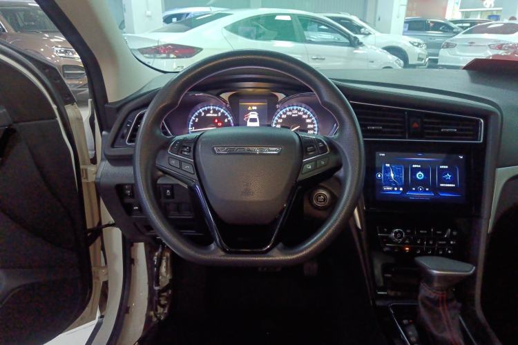 Used Venucia D60 2018 1.6L CVT Smart Connect Elite Edition Steering Wheel
