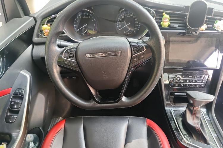 Used Venucia D60 2018 1.6L CVT Smart Connect Elite Edition Steering Wheel