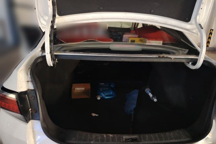 Used Venucia D60 2018 1.6L CVT Comfort Edition Trunk