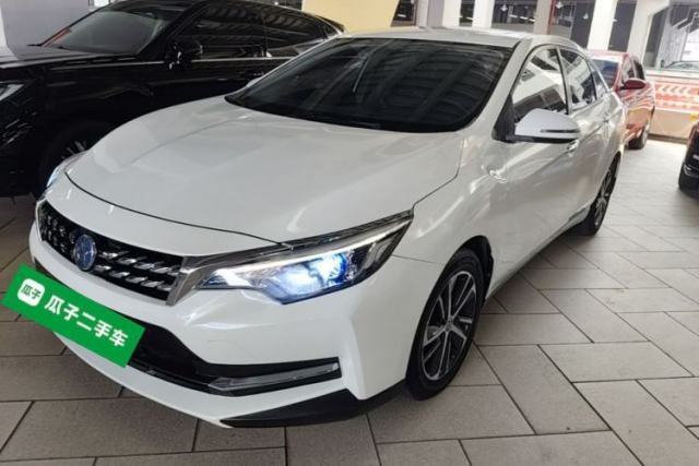 Gebrauchter Venucia D60 2018 1.6L CVT Smart Connect Elite Edition