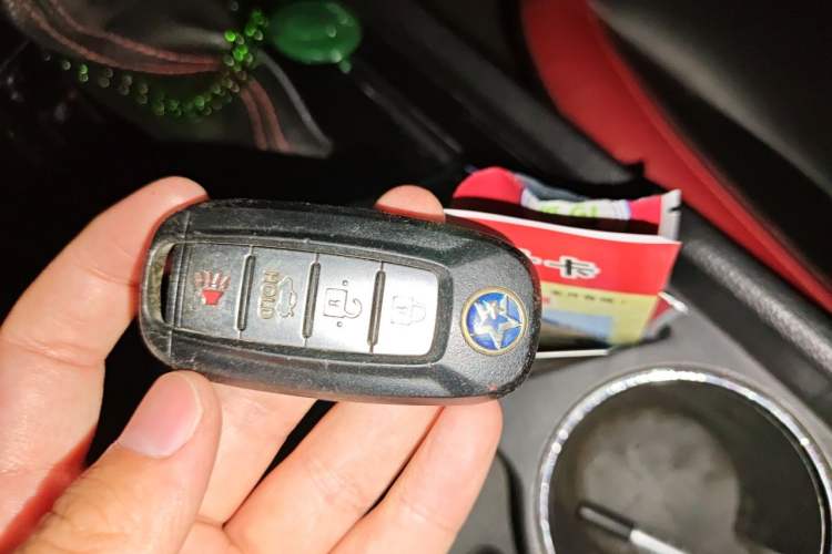 Used Venucia D60 2018 1.6L CVT Smart Connect Elite Edition Vehicle Key