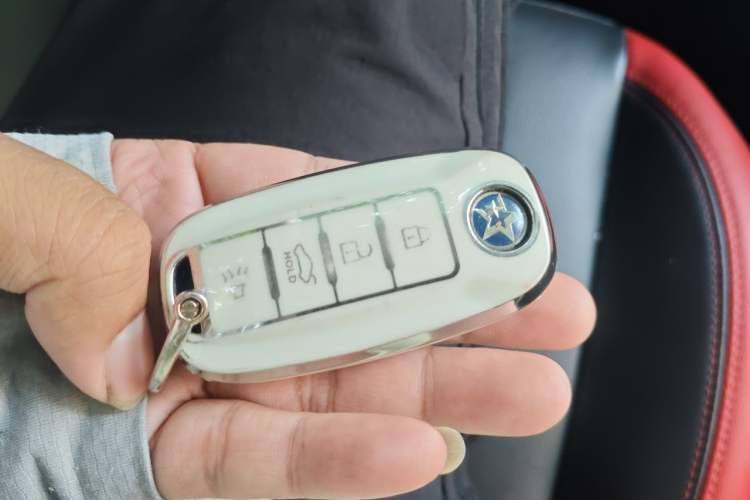 Used Venucia D60 2018 1.6L CVT Smart Connect Elite Edition Vehicle Key