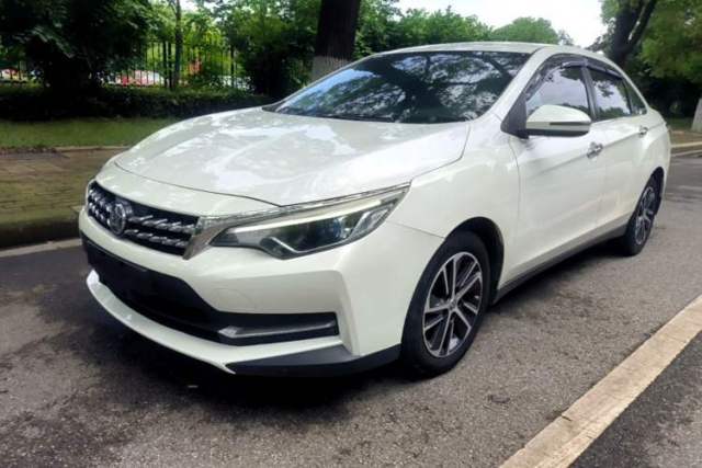 Used Venucia D60 2018 1.6L Manual Smart Connect Elite Edition