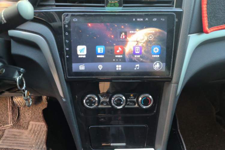 Used Venucia D60 2019 1.6L Entry Manual Fashion Edition Audio And AC Panel