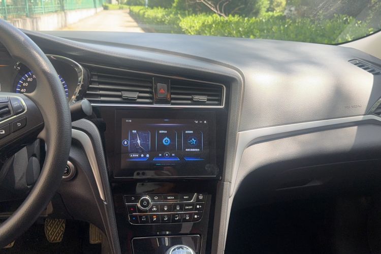 Used Venucia D60 2019 100 000 Glory 1.6L XL Manual Chenku Edition China VI Audio And AC Panel