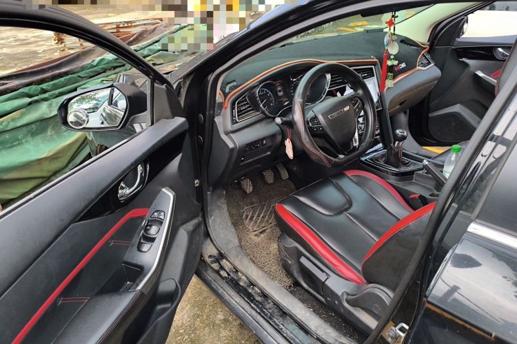 Used Venucia D60 2019 1.6L XL Manual SmartConnect Elite Edition Driver Seat