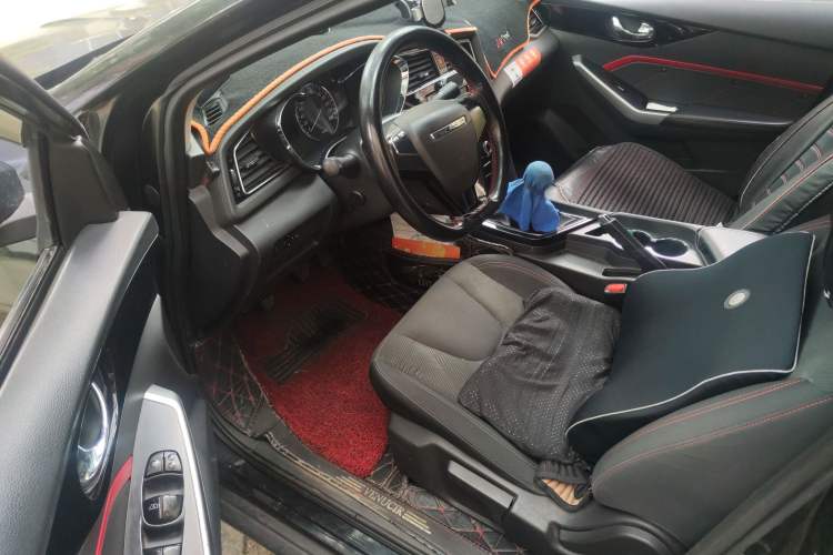 Used Venucia D60 2019 1.6L Entry Manual Fashion Edition Driver Seat