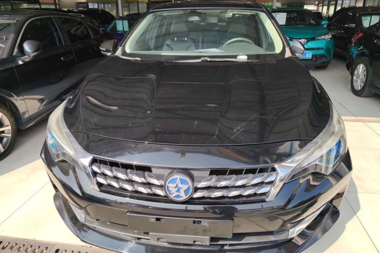 Used Venucia D60 2019 1.6L XL CVT SmartConnect Elite Edition (ISS) Front
