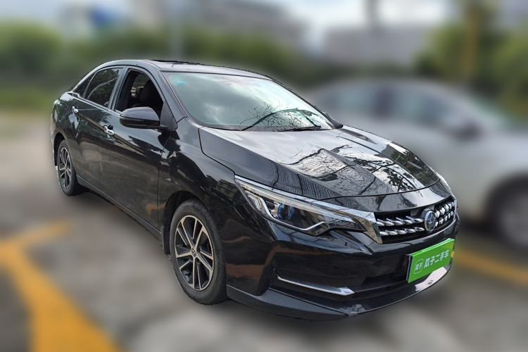 Used Venucia D60 2019 1.6L XL Manual SmartConnect Elite Edition Front Right 45 Deg