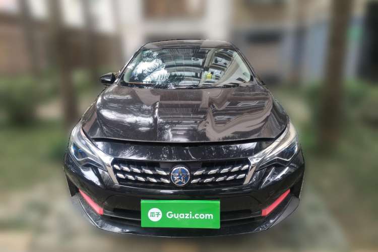 Used Venucia D60 2019 1.6L Entry Manual Fashion Edition Front