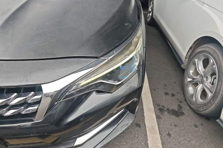 Used Venucia D60 2019 1.6L XL CVT SmartConnect Elite Edition (ISS) Left Front Headlight