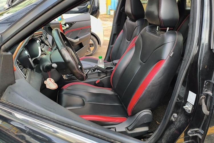 Used Venucia D60 2019 1.6L XL Manual SmartConnect Elite Edition Left Front Seat