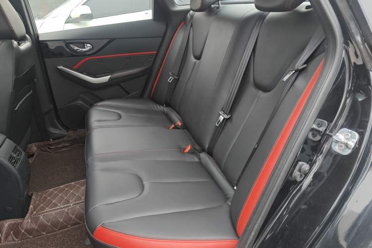 Used Venucia D60 2019 100 000 Honor 1.6L XL CVT Chenku Edition China VI Standard Left Rear Seat
