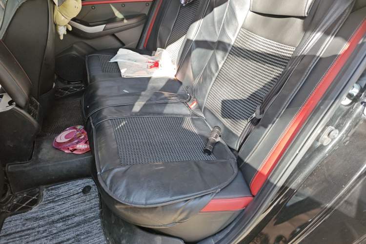 Used Venucia D60 2019 1.6L XL Manual SmartConnect Elite Edition Left Rear Seat