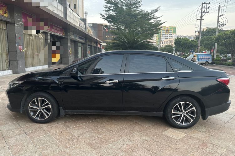 Used Venucia D60 2019 1.6L XL CVT Smart Connect Elite Edition Left Side