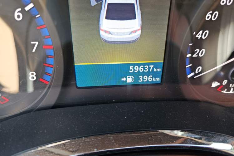 Used Venucia D60 2019 1.6L XL Manual SmartConnect Elite Edition Odometer Close Up