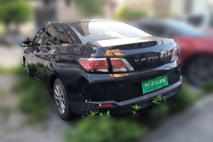 Used Venucia D60 2019 1.6L Entry Manual Fashion Edition Rear Left 45 Deg