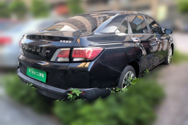 Used Venucia D60 2019 1.6L Entry Manual Fashion Edition Rear Right 45 Deg
