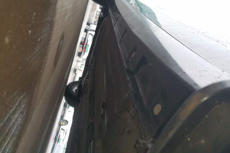 Used Venucia D60 2019 1.6L Entry Manual Fashion Edition Right Side Sill