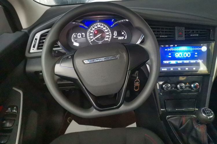 Used Venucia D60 2019 1.6L Entry Manual Fashion Edition Steering Wheel