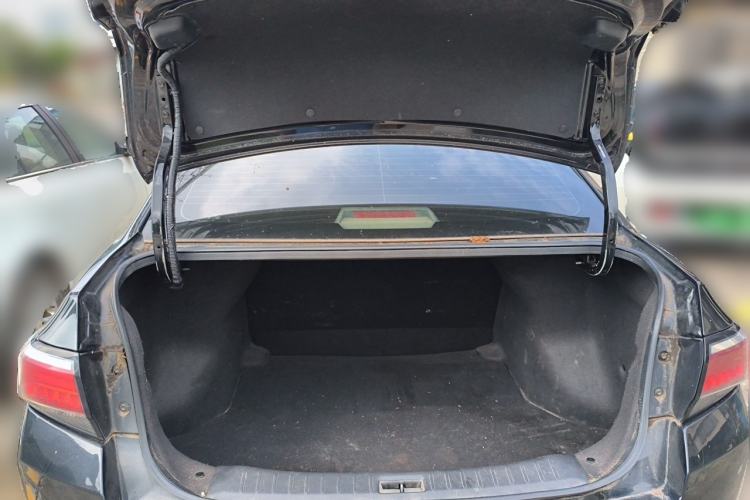 Used Venucia D60 2019 1.6L XL Manual SmartConnect Elite Edition Trunk