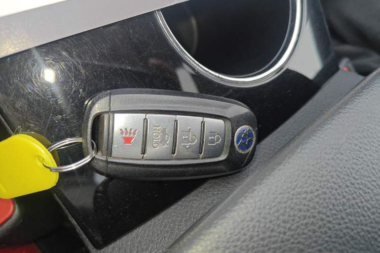 Used Venucia D60 2019 100 000 Honor 1.6L XL CVT Chenku Edition China VI Standard Vehicle Key