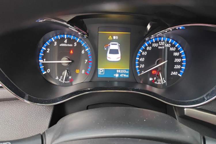 Used Venucia D60 2019 100 000 Honor 1.6L XL CVT Chenku Edition China VI Standard Instrument Cluster