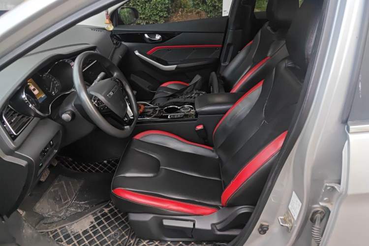 Used Venucia D60 2019 100 000 Honor 1.6L XL CVT Chenku Edition China VI Standard Left Front Seat