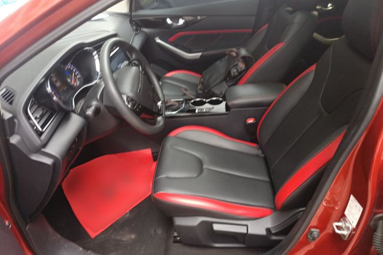 Used Venucia D60 2019 100 000 Honor 1.6L XL CVT Chenku Edition China VI Standard Left Front Seat