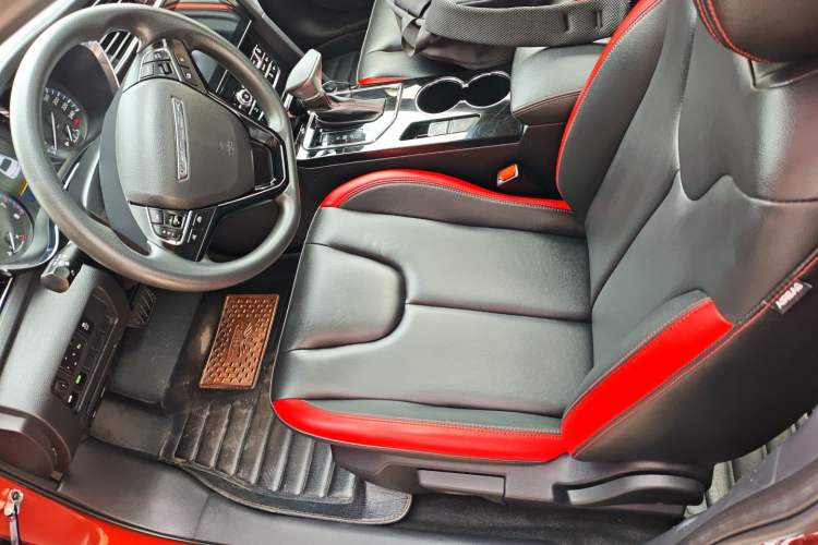 Used Venucia D60 2019 1.6L XL CVT SmartConnect Elite Edition (ISS) Driver Seat