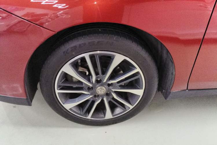 Used Venucia D60 2019 100 000-Yuan Glory 1.6L XV CVT Chenyue Edition China VI Standard Exterior 4