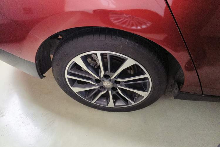 Used Venucia D60 2019 100 000-Yuan Glory 1.6L XV CVT Chenyue Edition China VI Standard Exterior 5